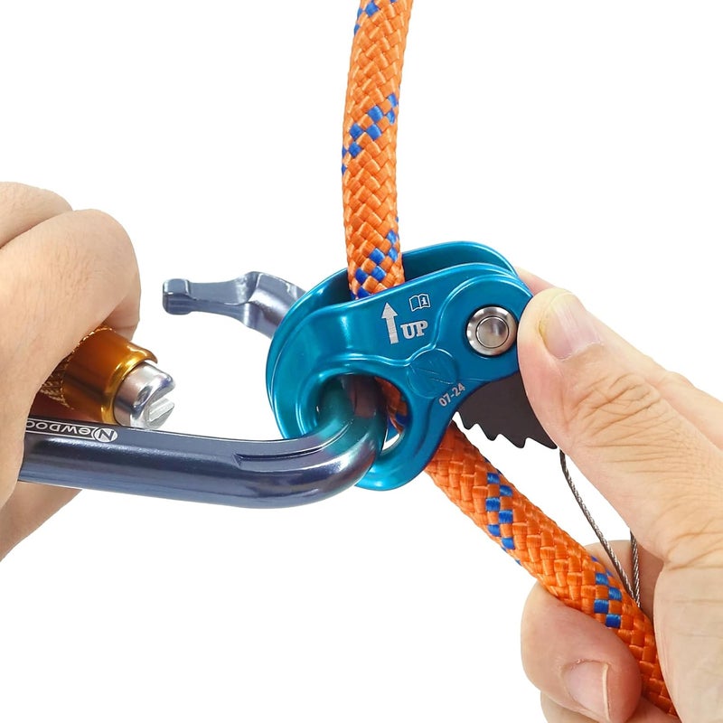 Newdoar Rope Ascender Lightweight Rope Clamp Ascender Riser Adjuster Fits 8-13mm Rope Self-Locking Grip for Rock Climbing,Hunting,Protection Rescue,Rappelling,Arborist,Gear Equipment - Image 4